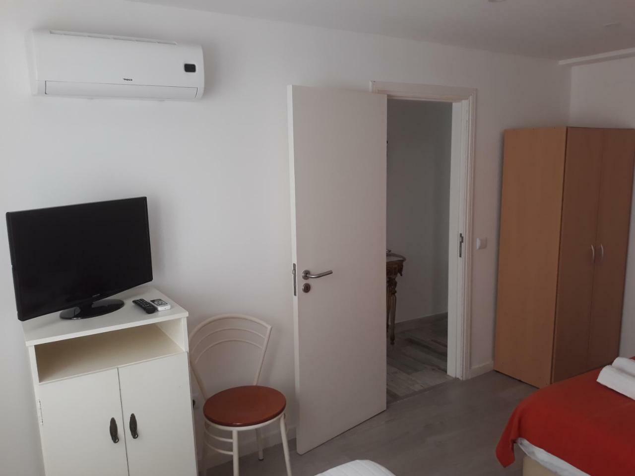 Sem Nome Hotel Alvor Esterno foto